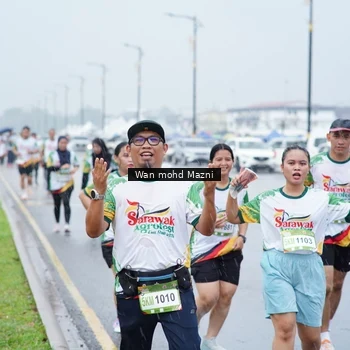Runner Photo 7664844