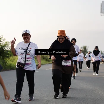 Runner Photo 7664849