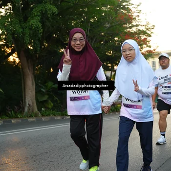 Runner Photo 7664859
