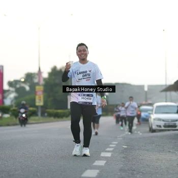 Runner Photo 7664868