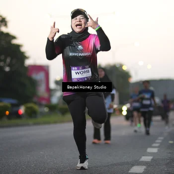 Runner Photo 7664871