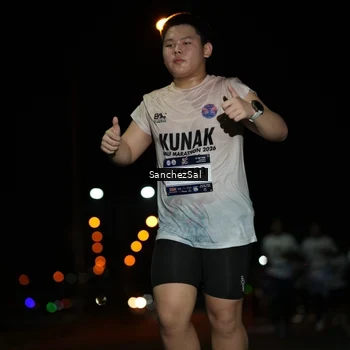 Runner Photo 7664873