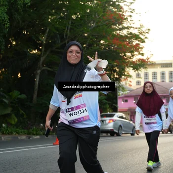 Runner Photo 7664884