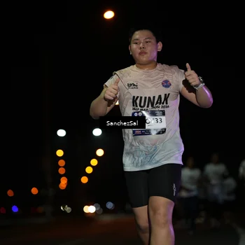 Runner Photo 7664890