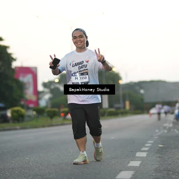 Runner Photo 7664893