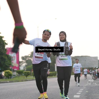 Runner Photo 7664897