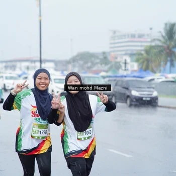 Runner Photo 7664918
