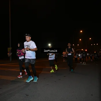 Runner Photo 7664926