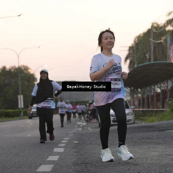 Runner Photo 7664929
