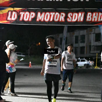 Runner Photo 7664939