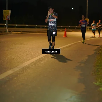Runner Photo 7664990
