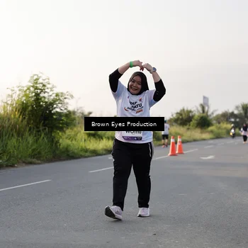 Runner Photo 7664993