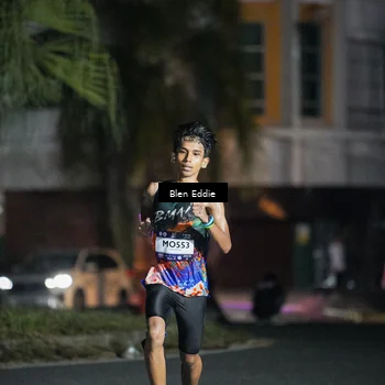 Runner Photo 7664996