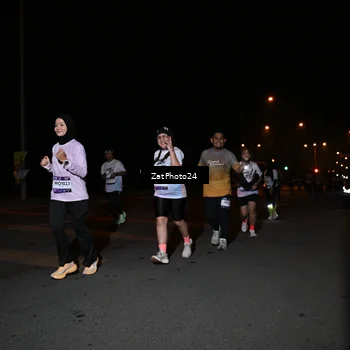 Runner Photo 7665002