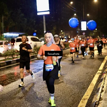 Runner Photo 7665011