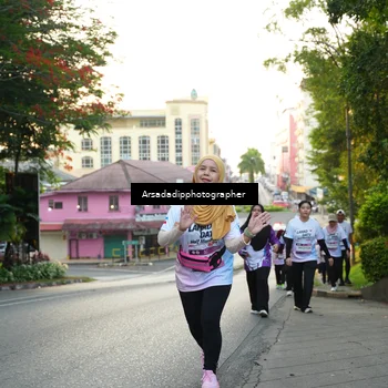 Runner Photo 7665025