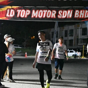 Runner Photo 7665029