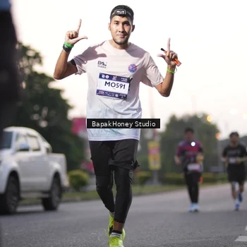 Runner Photo 7665030