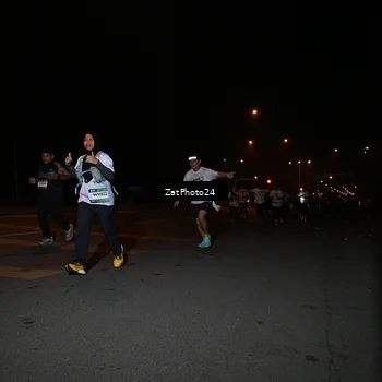 Runner Photo 7665044