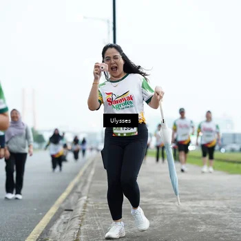 Runner Photo 7665047