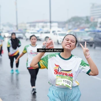 Runner Photo 7665050