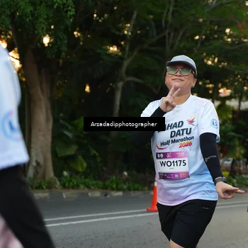Runner Photo 7665067