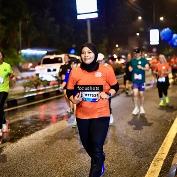 Runner Photo 7665074