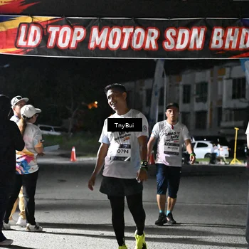 Runner Photo 7665080