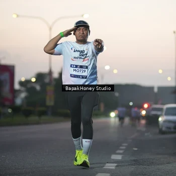 Runner Photo 7665083