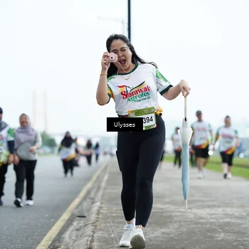 Runner Photo 7665101