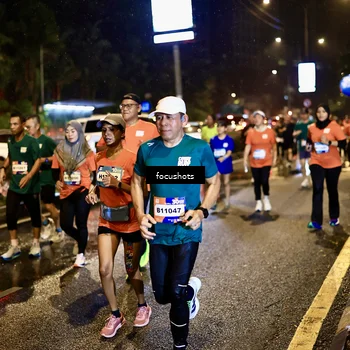 Runner Photo 7665113