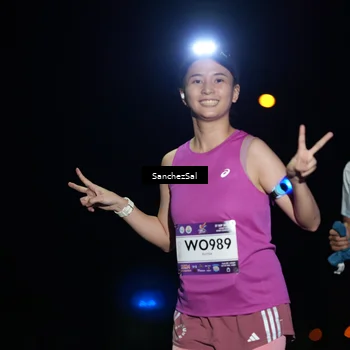 Runner Photo 7665118