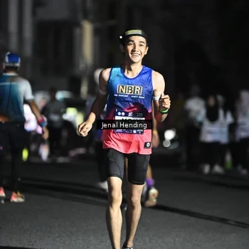Runner Photo 7665122