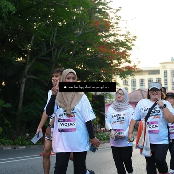 Runner Photo 7665143