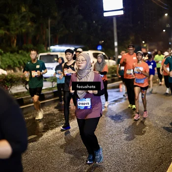 Runner Photo 7665149