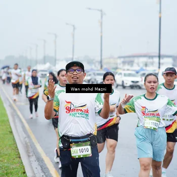 Runner Photo 7665153