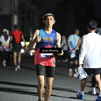 Runner Photo 7665154