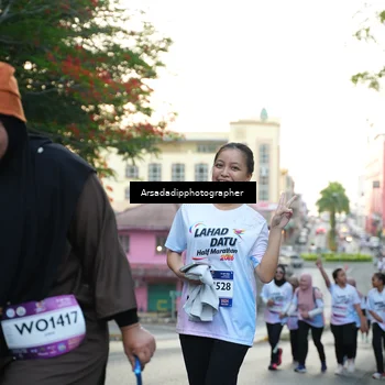 Runner Photo 7665175