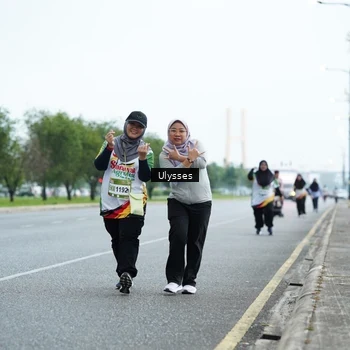 Runner Photo 7665182