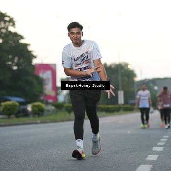 Runner Photo 7665199