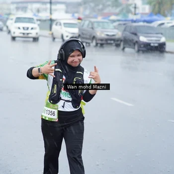 Runner Photo 7665257