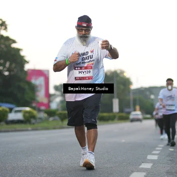 Runner Photo 7665269