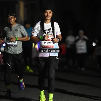 Runner Photo 7665273