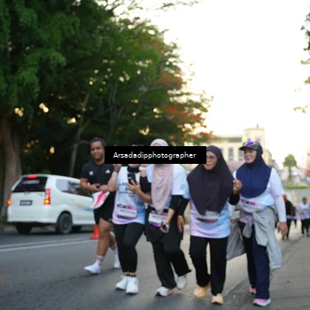 Runner Photo 7665275
