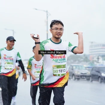 Runner Photo 7665292