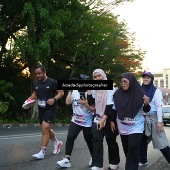 Runner Photo 7665293