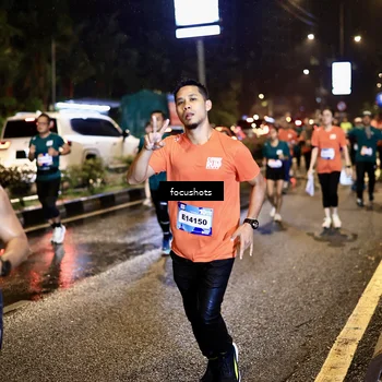 Runner Photo 7665296
