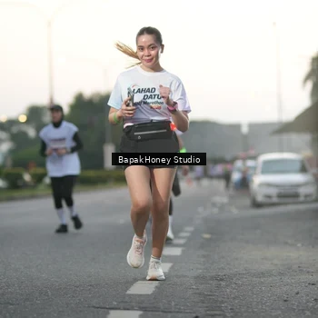 Runner Photo 7665297
