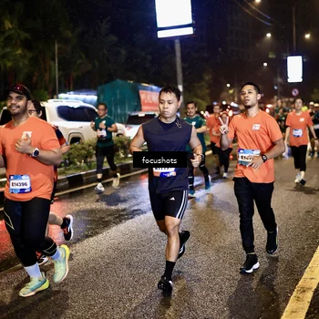 Runner Photo 7665300