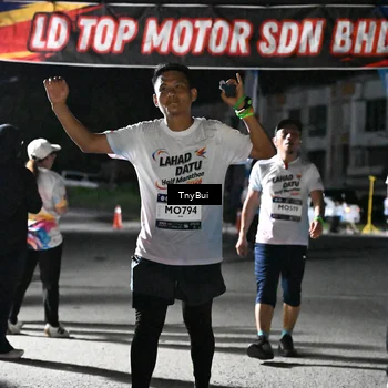 Runner Photo 7665307